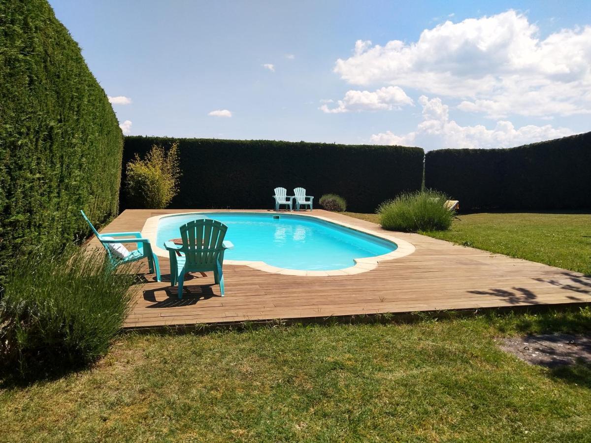 Bed and Breakfast Les Bessonnes Saint-Georges-Haute-Ville Екстер'єр фото