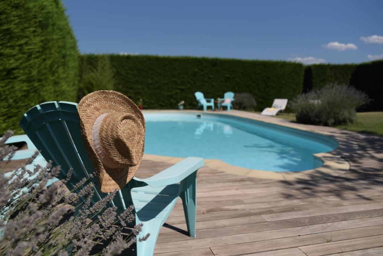 Bed and Breakfast Les Bessonnes Saint-Georges-Haute-Ville Екстер'єр фото