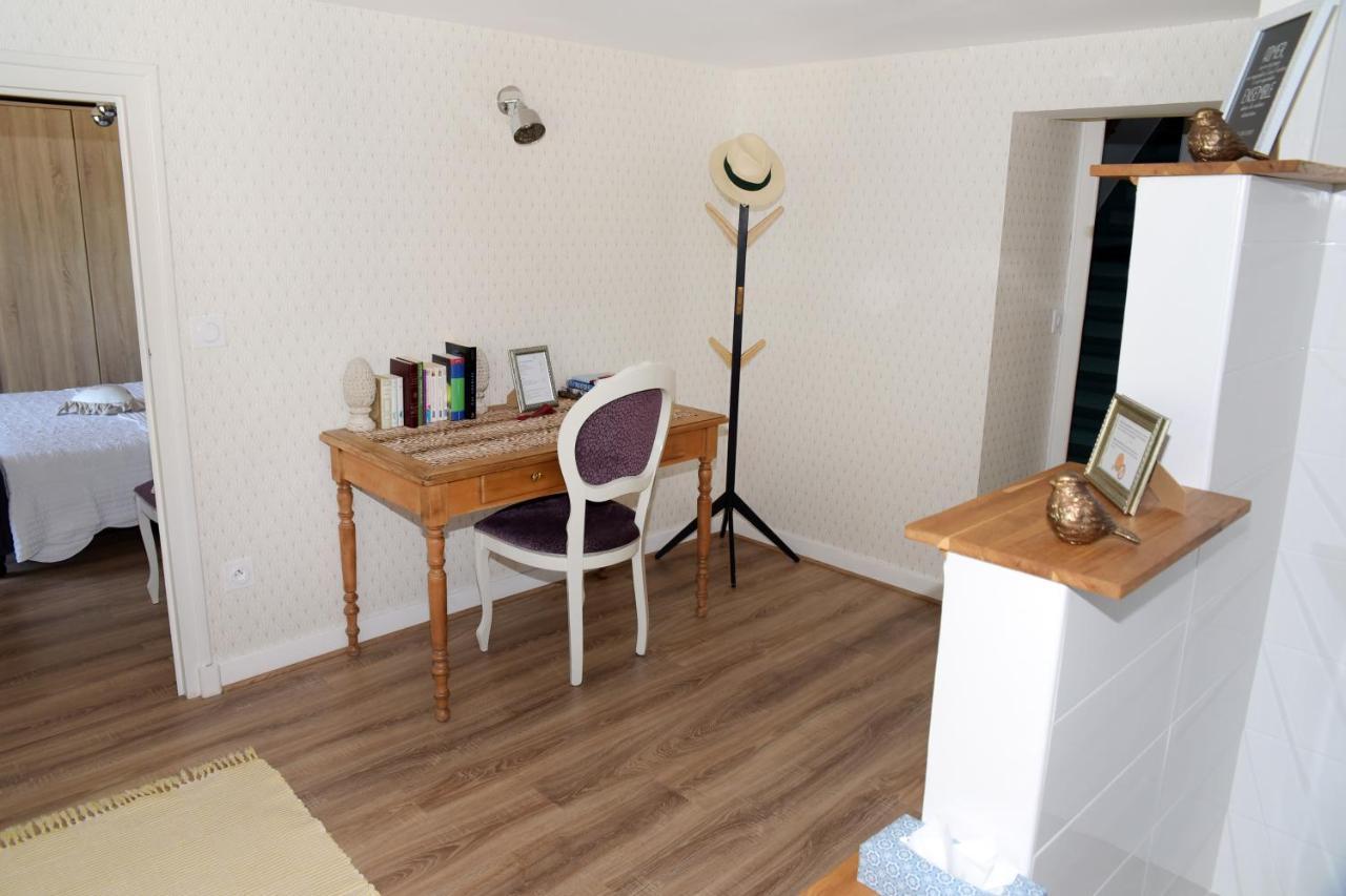 Bed and Breakfast Les Bessonnes Saint-Georges-Haute-Ville Екстер'єр фото
